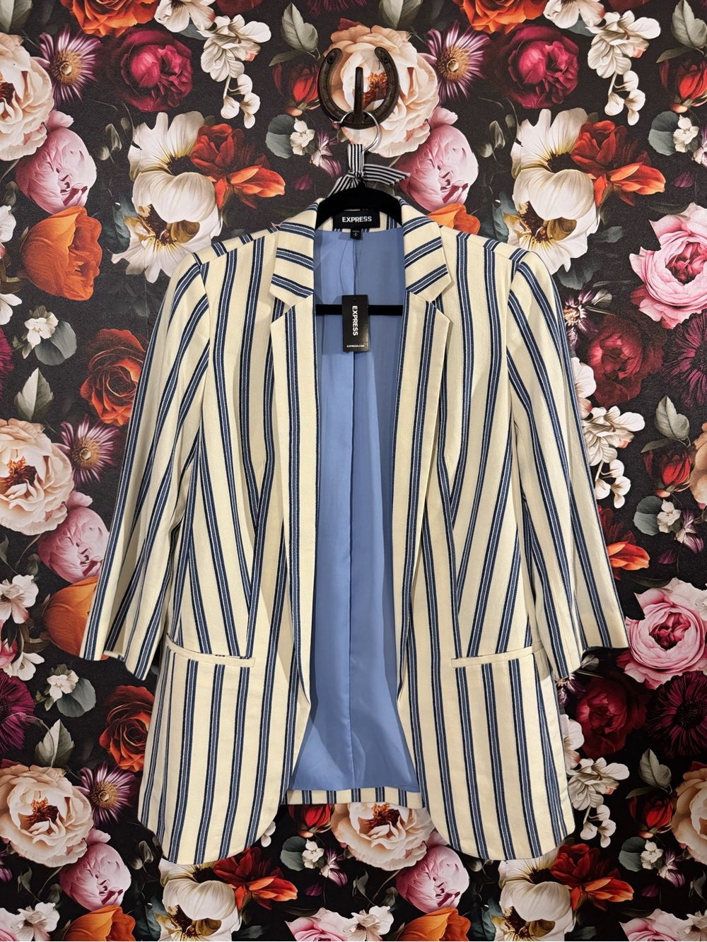 Express Women's Cream & Navy Striped Boyfriend Blazer, Small, NWT